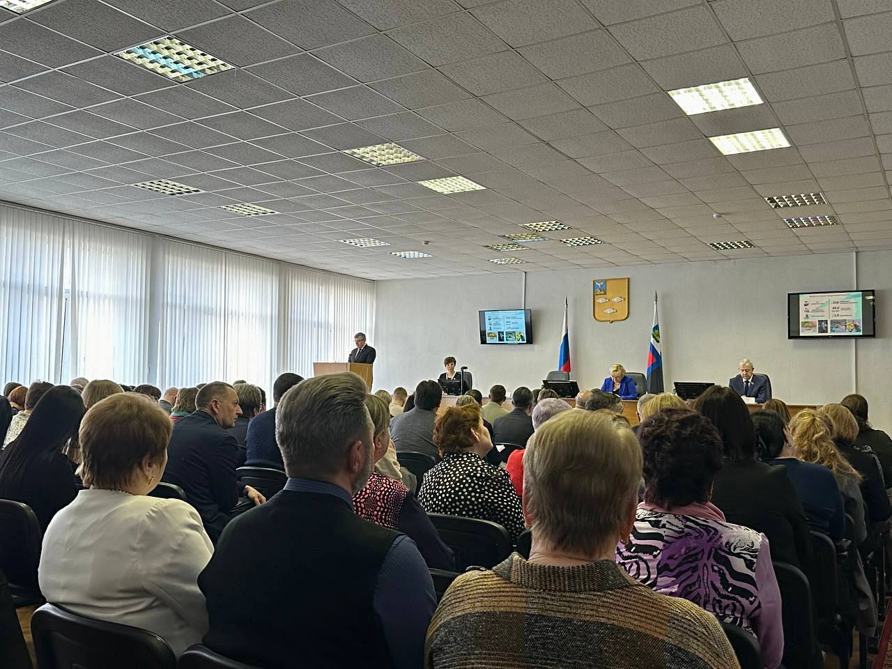 Глава администрации Новооскольского городского округа отчитался об итогах работы за 2023 год.