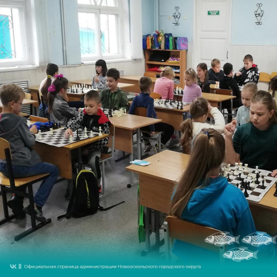 В Воскресной школе Успенского собора шахматисты Нового Оскола вновь сыграли партию.