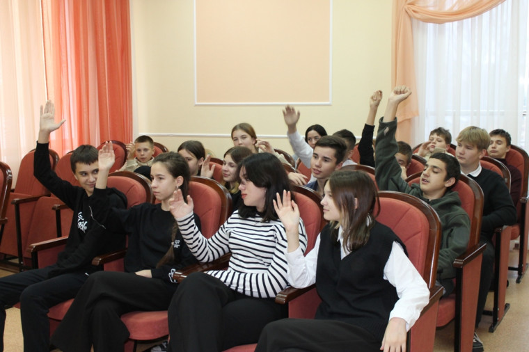Состоялось заседание клуба избирателей «Я — России гражданин».