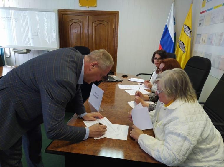 Состоялось пятьдесят первое заседание  Новооскольской территориальной избирательной комиссии.